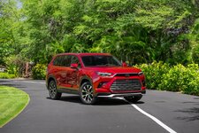 2026_Toyota_GrandHighlander_Platinum_RubyFlarePearl_011-scaled-2 Large.jpeg