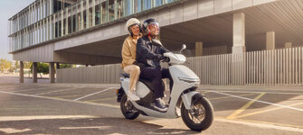 xe-may-dien-honda-cuv-e48.jpg