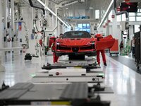Ferrari xe điện thứ hai anh 1.jpg