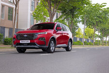 ford-khuyen-mai-thang8-2025-anh-_6.jpg