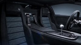eccentrica-v12-pacchetto-titano-interior-2.jpeg