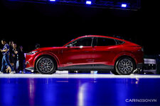 ford-mustang-mach-e-anh-.jpg