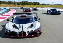 Bugatti-Bolide-track-drive-1.jpg