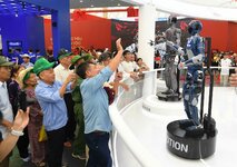 vingroup-ky-niem-80-nam-anh-3.jpg