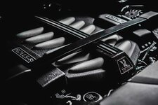 2020-Rolls-Royce-Black-Badge-Cullinan-6.jpeg