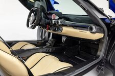 2014-ferrari-laferrari-10-952078.jpg