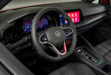 volkswagen-golf-xe-the-thao-anh-10.jpg