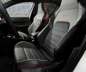 volkswagen-golf-xe-the-thao-anh-11.jpg