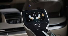 kia_carnival-hi-limousine-anh-2.jpg