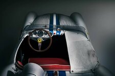 Ferrari-250-Testa-Rossa-J-01.jpeg