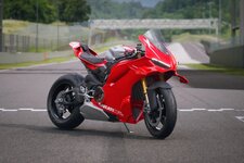 Ducati_Panigale_V4_R_8.jpeg