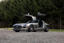 2011_mercedes-benz_sls-amg_14BB6E0A-A499-49EC-B32C-3DAE76147C52_1_105_c-14168.jpeg