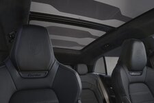 Porsche_Cayenne_Turbo_Electric_12.jpg