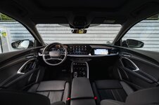 NewAudiQ5_2026_15 Large.jpeg