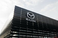 showroom Mazda Flagship-anh-10.jpeg