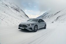 Mercedes-Benz CLA hybrid-anh-5.jpeg