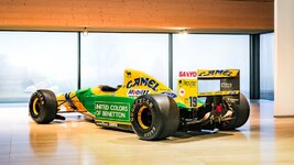 GI26E_r0008 1992 Benetton B192 Formula One ex-Michael Schumacher_003.jpg