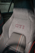Volkswagen Golf GTI EDITION 50-anh-_4.jpg
