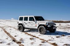 jeep-Kumho-Road-Venture-AT52-anh--13.jpg