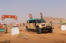 defender-dakar-anh-_6.jpg
