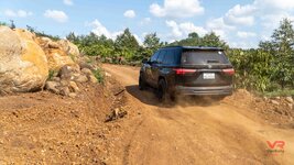 sony-vr-truong-son-ngay-1-anh--6 Large.jpeg