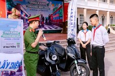 xe-may-dien-anh-3 Large.jpeg