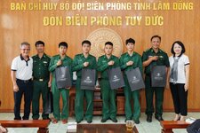 trung-nguyen-ngay-4-don-bien-phong-anh-1.jpeg