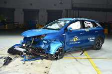xe-dien-crash-test-anh-2.jpg
