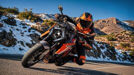ktm-1390-super-duke-anh-2.jpg