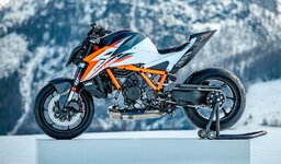 ktm-1390-super-duke-anh-7.jpg