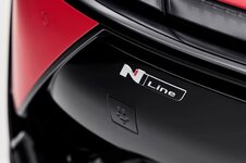 Hyundai_Ioniq_3_7.jpg