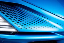 Bugatti_W16_Mistral_Fly_Bug_10.jpeg