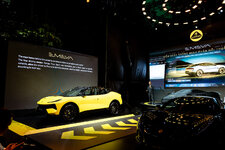 SUV-Lotus Eletre-anh-_14.jpg