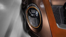 2026-porsche-911-gt3-rs-sonderwunsch-macadamia-brown-exterior-headlight-detail.jpeg