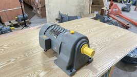 motor-giam-toc-3-pha-duoi-55kw.jpg