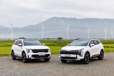 kia sportage va sorento.jpg