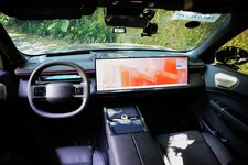 Lynk_Co_900_SUV_Full_Size_giá_hơn_3_tỷ_đồng (15).jpg