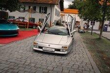 Lamborghini-anh-10.jpeg
