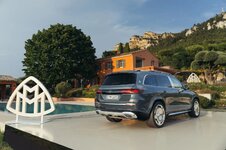 2026-Mercedes-Maybach-GLS-680-12 (Large).jpeg