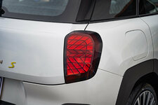 Mini-Aceman-EV-giá-hơn-hai-tỷ-đồng (24).jpg