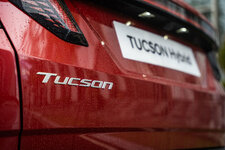 Hyundai-Tucson-Hybrid (14).jpg
