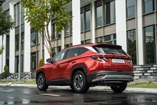 Hyundai-Tucson-Hybrid (13).jpg