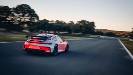Porsche 911 Challenge-anh-5.jpeg