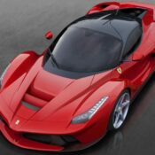 Ferrari lời trung bình 80.000 USD cho mỗi chiếc siêu xe