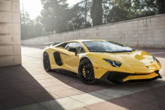 Lamborghini triệu hồi Aventador SV do lỗi ốc khóa tâm