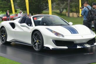 Ferrari ra mắt 488 Pista mui trần