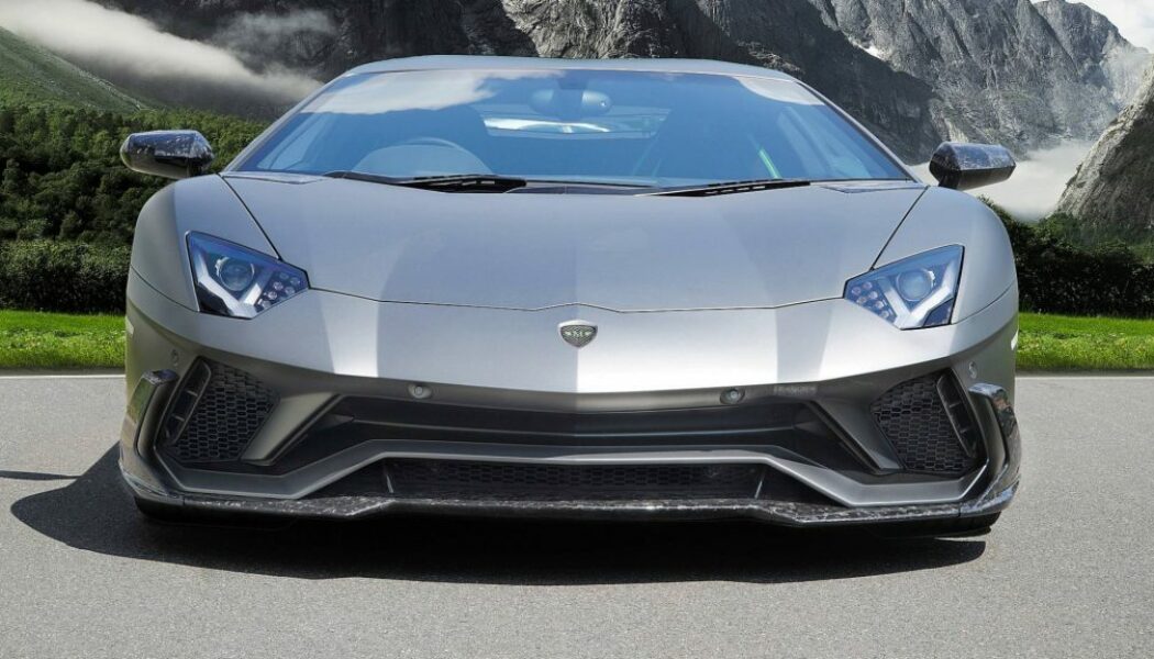 Lamborghini trở nên ngầu hơn qua bàn tay của Mansory