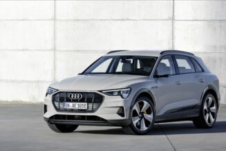 Audi nhận hơn 10,000 đơn đặt hàng cho mẫu SUV điện E-Tron