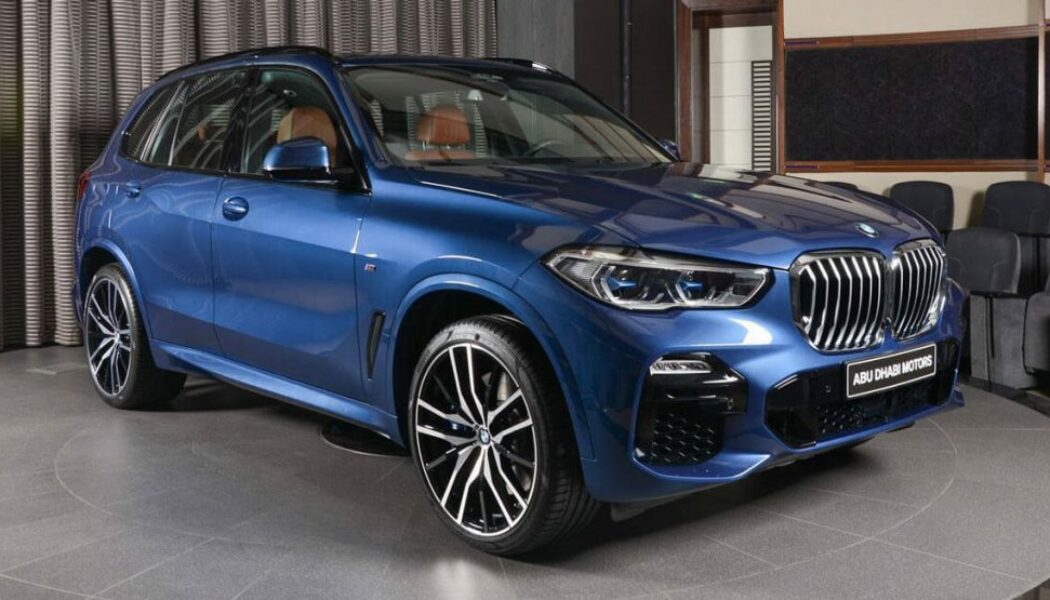 Diện kiến BMW X5 màu độc tại Abu Dhabi