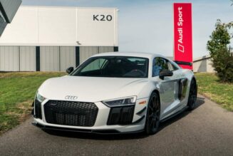 Audi ra mắt gói trang bị Competition cho R8 V10 Plus